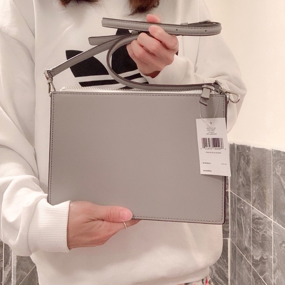 ❗️SALE❗️Kate Spade Cameron Zip Crossbody - Picture 3 of 8